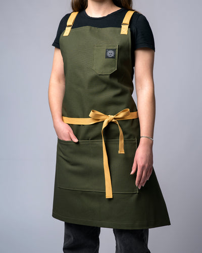 Pine Apron